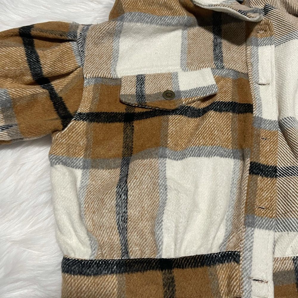 KENDRA Plaid Shacket New - Picture 8 of 10